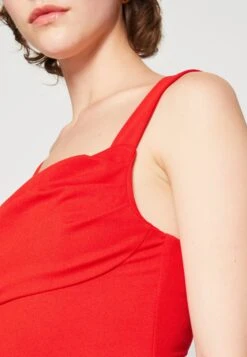 Wal G Maya Square Neck Maxi - Jerseyjurk - Red -Wal G 0772e68fb647443080170c25b110a842 scaled