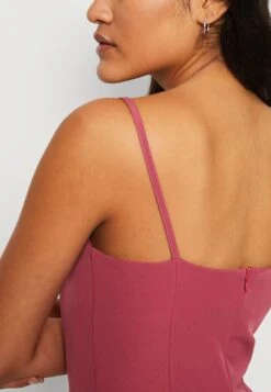 Wal G Boa Strappy Mini - Etui-Jurk - Magenta -Wal G 0842480065cc44acbe360a74ecaf2733 scaled