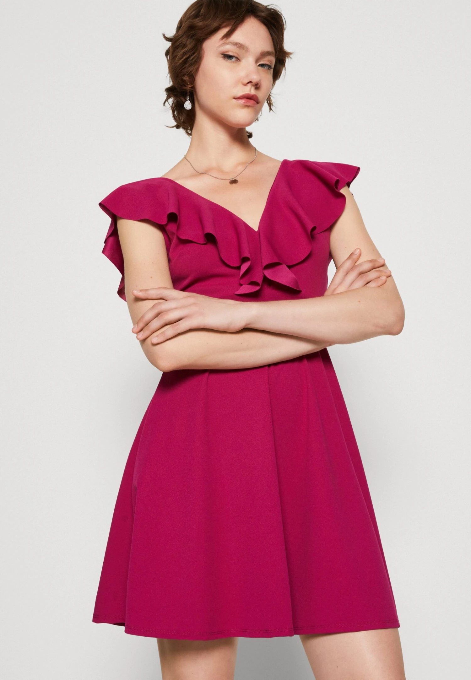 Wal G Micky Ruffle Skater - Cocktailjurk - Raspberry 4 Wal G Micky Ruffle Skater - Cocktailjurk - Raspberry - Afbeelding 4