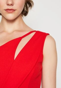 Wal G Mica Cut Out- Jumpsuit - Red 11 Wal G Mica Cut Out- Jumpsuit - Red -Wal G 1144a7a730de40609492920213b1dc78 scaled