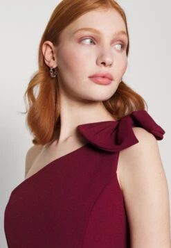 Wal G Indy Cross Neck Maxi - Jerseyjurk - Berry Wine 9 Wal G Indy Cross Neck Maxi - Jerseyjurk - Berry Wine -Wal G 16bd093eed7e4257a1860c90253fbb57 scaled