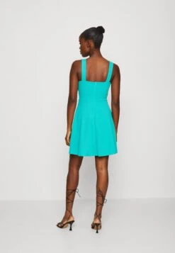 Wal G Jaqueline Skater Dress - Jerseyjurk - Tiffany Blue 8 Wal G Jaqueline Skater Dress - Jerseyjurk - Tiffany Blue -Wal G 1cbc6bee36eb4f2392d7fe126c0a76e8 scaled