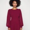 Kat Sleeve Dress - Cocktailjurk - Berry Wine