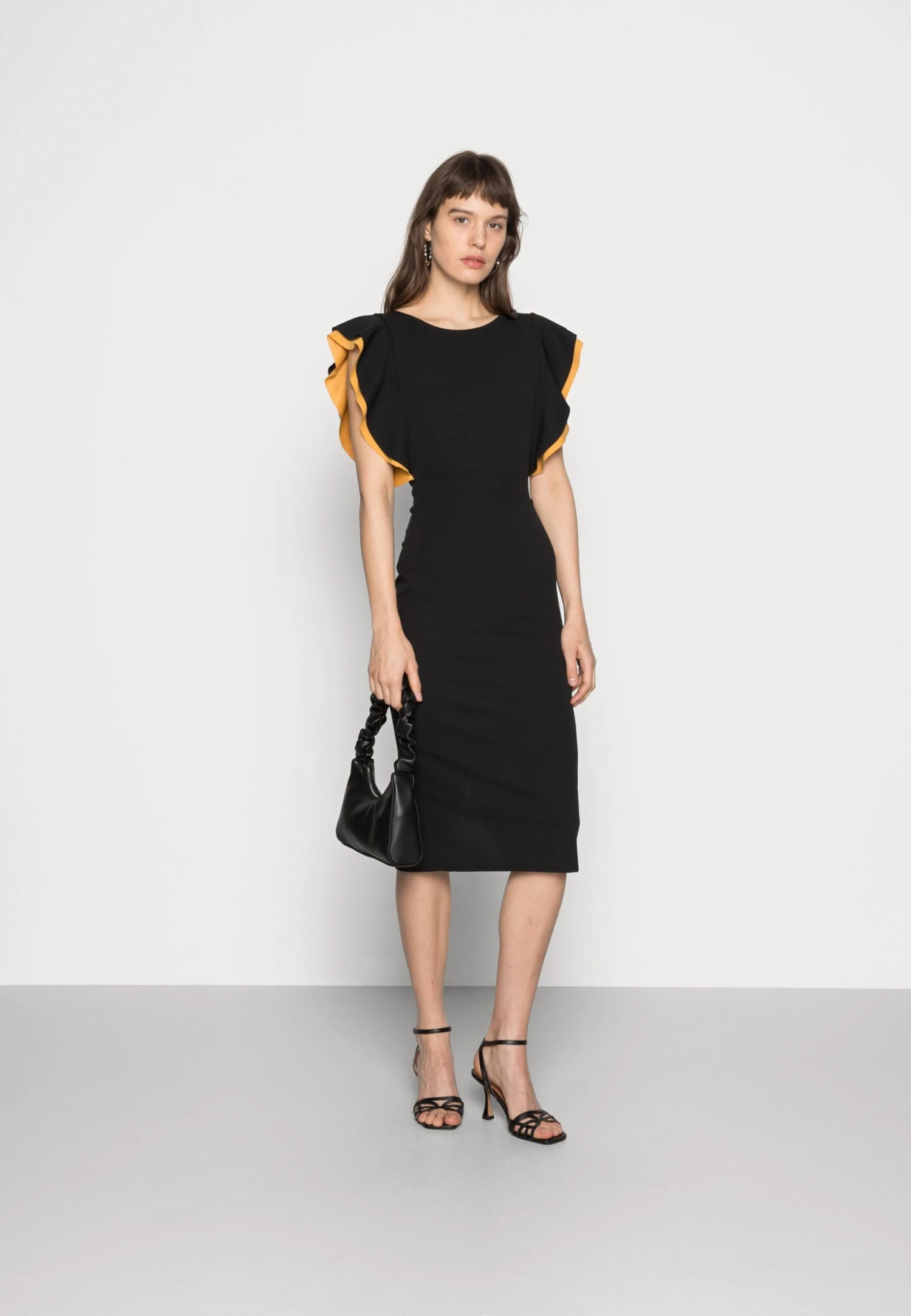 Wal G Kelly Ruffle Sleeve Midi Dress - Cocktailjurk - Black 2 Wal G Kelly Ruffle Sleeve Midi Dress - Cocktailjurk - Black - Afbeelding 2