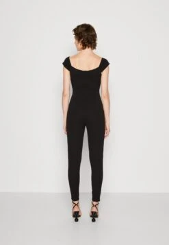 Wal G Matty - Jumpsuit - Black -Wal G 2572c89649af455fbca6af865ff512cf scaled