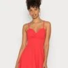 Wal G V Neck Strappy Skater Dress - Cocktailjurk - Coral