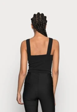 Wal G Tortoise Button Body - Top - Black 7 Wal G Tortoise Button Body - Top - Black -Wal G 385f129da54741ce9d94ac29f2473f52 scaled