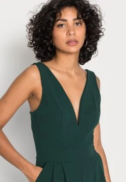 Wal G V Neck - Jumpsuit - Forest Green -Wal G 3ce3c4e44e95478698c04b0e203ced49 scaled