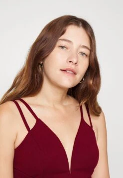 Milly Strap Skater - Cocktailjurk - Wine 9 Milly Strap Skater - Cocktailjurk - Wine -Wal G 3d93350bc99641a1bf3cd25d42137fb6 scaled