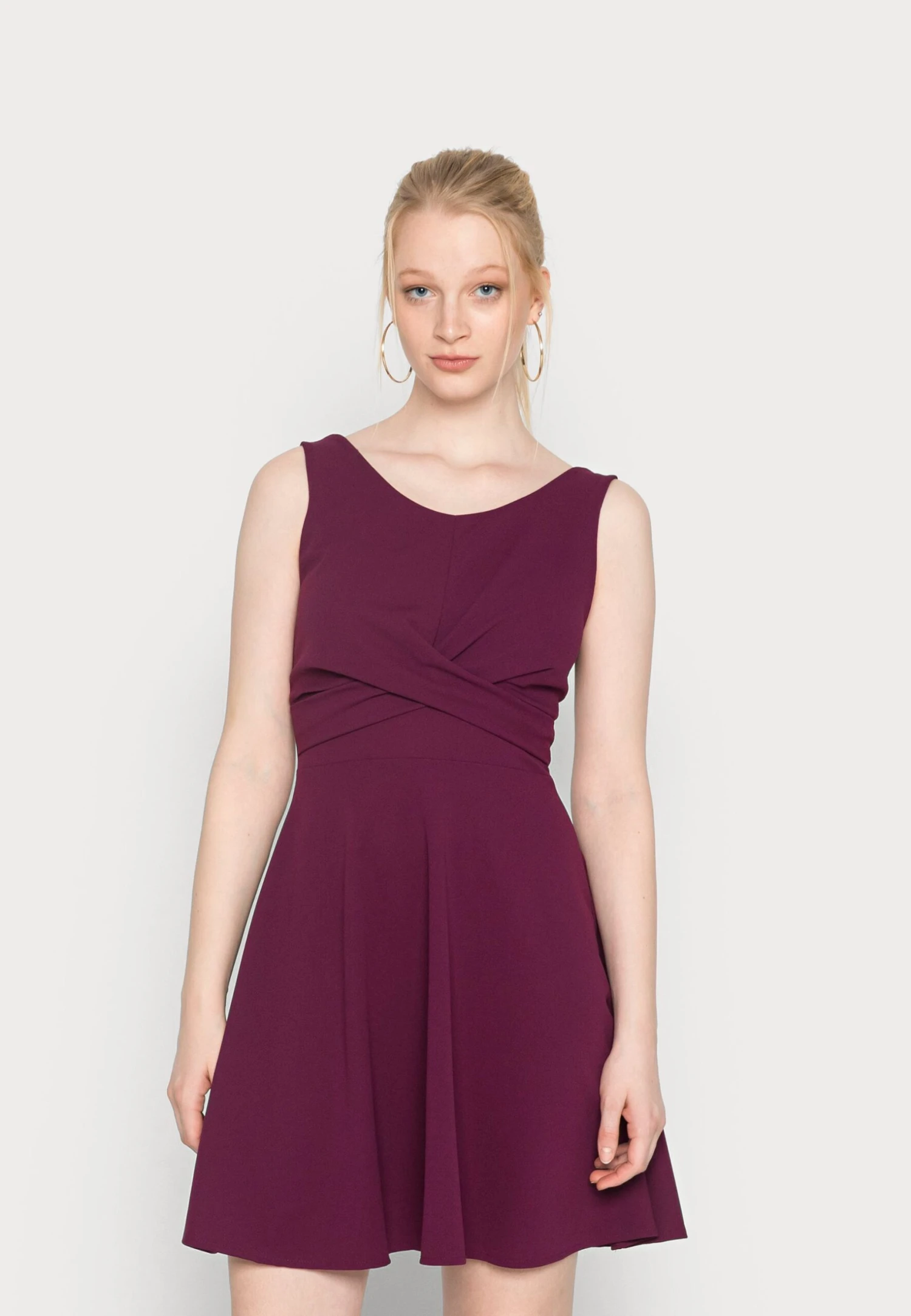 Wal G Jaqueline Skater Dress - Cocktailjurk - Plum 1 Wal G Jaqueline Skater Dress - Cocktailjurk - Plum