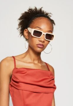 Wal G Jessy Dress - Cocktailjurk - Terracotta -Wal G 3e70e3aee1ec41048790607d1c24c48d scaled