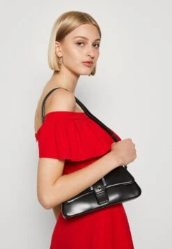 Wal G Alexa Ruffle Skater - Jerseyjurk - Red -Wal G 43fbfdda555c4f02af7c3407ad786dff scaled