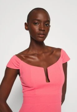 Saira - Jerseyjurk - Coral -Wal G 4774e0746320439899e8d85c5a520140 scaled