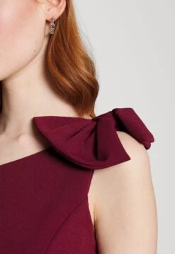 Wal G Indy Cross Neck Maxi - Jerseyjurk - Berry Wine 11 Wal G Indy Cross Neck Maxi - Jerseyjurk - Berry Wine -Wal G 4800390853b34d6bbb79394ef1711e52 scaled