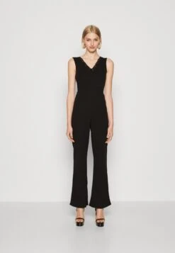 Wal G Billy V Neck - Jumpsuit - Black