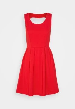 Wal G Valentines Holly Heart Cut Out Skater - Cocktailjurk - Red 10 Wal G Valentines Holly Heart Cut Out Skater - Cocktailjurk - Red -Wal G 4d43281cd5c44980be0d609f9aa9a03f scaled