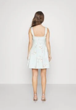 Wedding V Neck Print Skater - Cocktailjurk - Hellgrün -Wal G 4e81746cc1d04f05ae7aad9ca52450c9 scaled