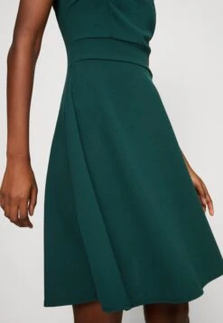 Wal G Melody Cross Skater - Jerseyjurk - Forest Green 11 Wal G Melody Cross Skater - Jerseyjurk - Forest Green -Wal G 57154768454f49529c5834f5d5b77814 scaled