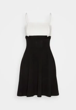 Wal G Janya Contrast Skater - Jerseyjurk - Black/White 10 Wal G Janya Contrast Skater - Jerseyjurk - Black/White -Wal G 5865d8a9f50e4e65ae10f0e3a1a42a18 scaled