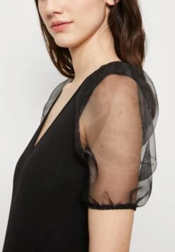 Wal G Matila Bodysuit - T-Shirt Print - Black -Wal G 5bc626f3a02b45cfbb351d19816f4be8 scaled