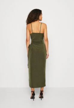 Wal G Grace Cut Out Midi - Jerseyjurk - Olive Green -Wal G 5fa9160cadfe4f7d9bd5229ee4a6982c scaled