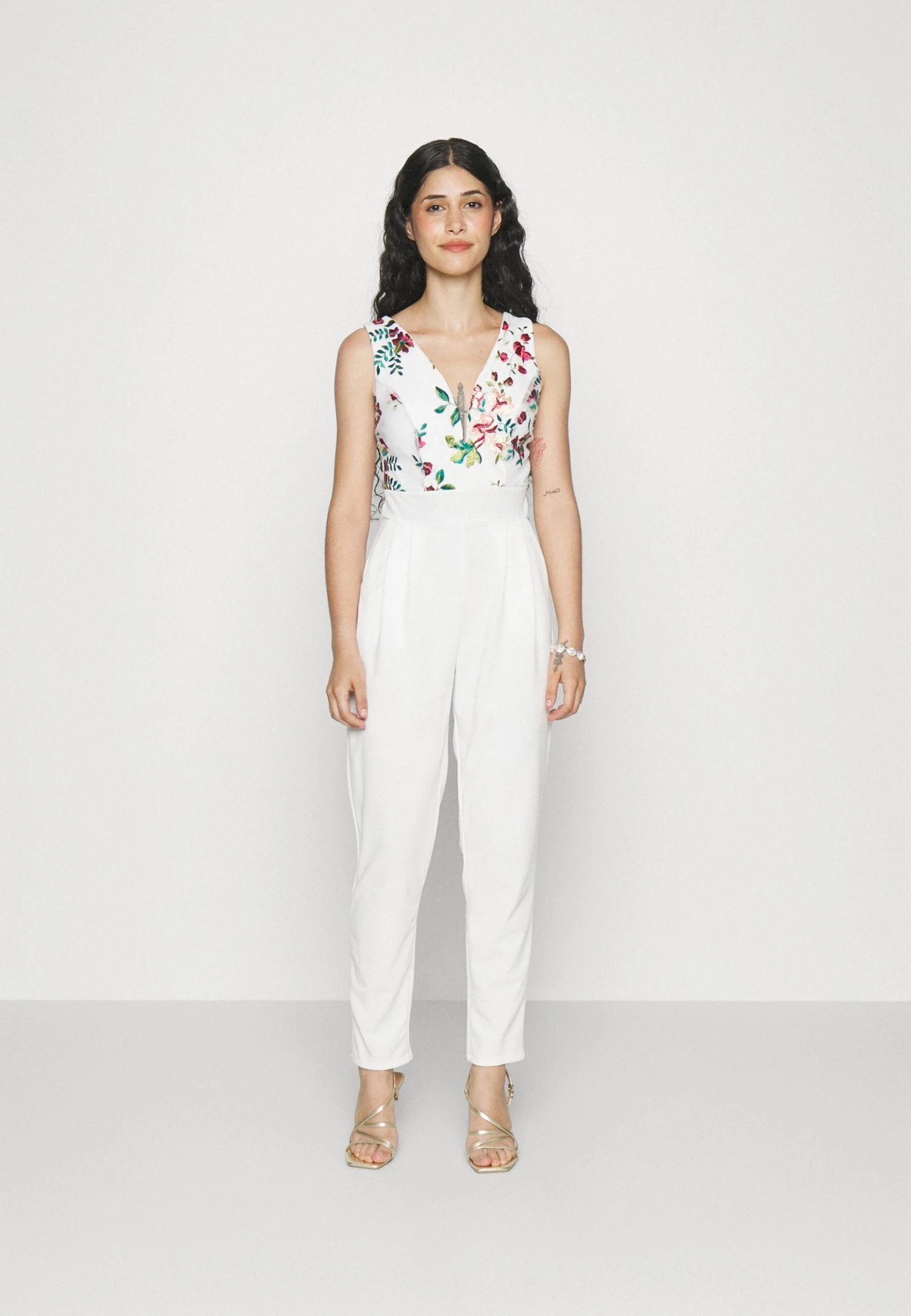 Contrast Plunge - Jumpsuit - White Floral 1 Contrast Plunge - Jumpsuit - White Floral