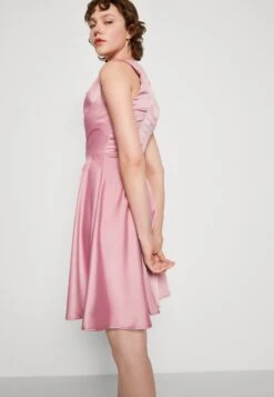 Wal G Logan Cowl Neck Midi - Cocktailjurk - Mauve Pink -Wal G 6a0b7f6c8ecb4a008ae7cd3f0f70b4be scaled