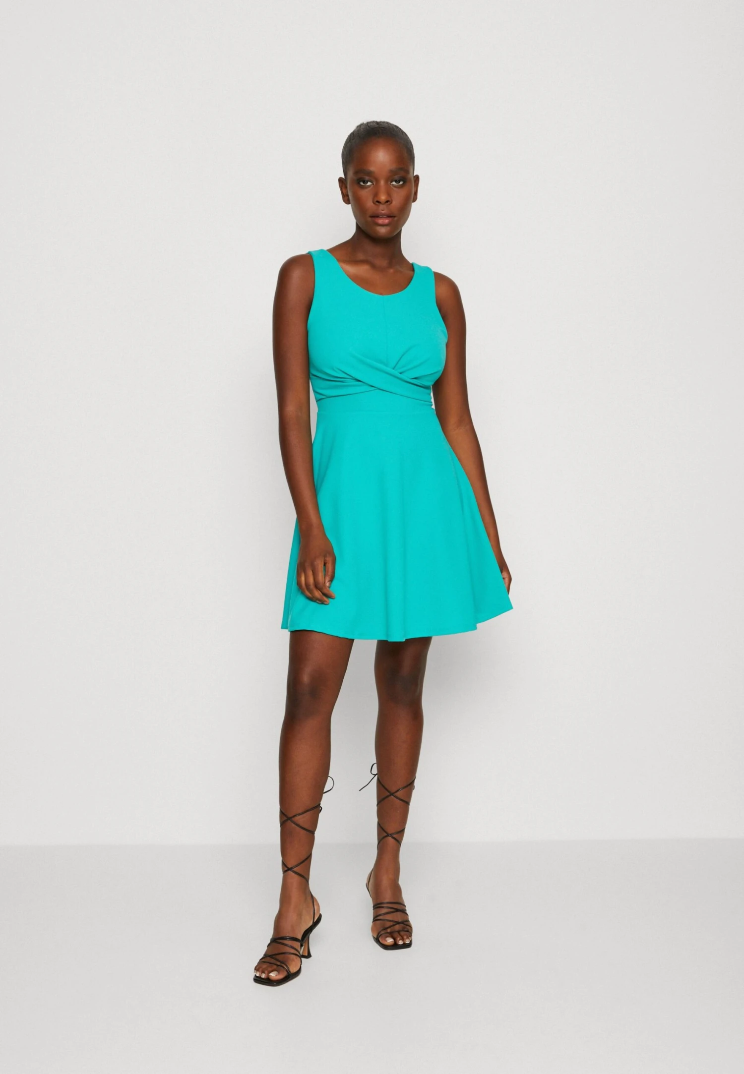 Wal G Jaqueline Skater Dress - Jerseyjurk - Tiffany Blue 1 Wal G Jaqueline Skater Dress - Jerseyjurk - Tiffany Blue