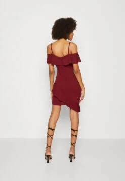 Wal G Revra Strappy Frill Skater - Cocktailjurk - Berry Wine -Wal G 716be972da5b4156a1b8f6641b2a1c0a scaled