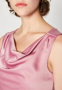 Wal G Logan Cowl Neck Midi - Cocktailjurk - Mauve Pink -Wal G 74c0c2c028804b91a24dfa33f5c5b40c scaled