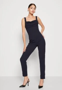 Wal G Serena Pleated - Jumpsuit - Navy Blue -Wal G 7a3662e2aea14cf08898784ebc291f77 scaled