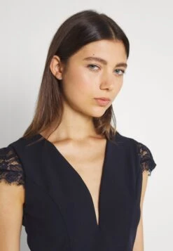 Wal G Sammy Maxi Dress - Jerseyjurk - Navy Blue -Wal G 7bc2a4050184495aa043b9ccc819a7a5 scaled