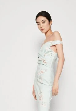 Wal G Wedding Kai V Neck Print Maxi - Galajurk - Sage Green -Wal G 7d78cfd2e1be438d8740d0dce1404732 scaled