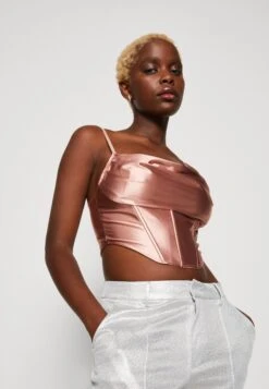 Wal G Christian Corset Crop - Top - Dusty Pink -Wal G 7e476e5087354e17bc0af25acc36b0b1 scaled