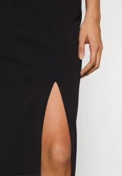 Wal G Lace Maxi Dress - Galajurk - Black -Wal G 7e8c91f5efdf438b97e7e7a5f239fbb7 scaled