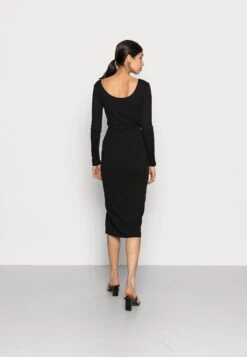 Wal G Tortoise Button Skirt - Kokerrok - Black -Wal G 839c151274fe479192958743fac046e2 scaled