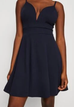 Wal G Vincent Skater Dress - Jerseyjurk - Navy Blue 11 Wal G Vincent Skater Dress - Jerseyjurk - Navy Blue -Wal G 83f171c5f5d44f60b6fff5b5256c174f scaled