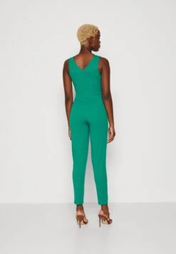 Wal G Toby V Neck - Jumpsuit - Leaf Green -Wal G 8be119867b5142a1ab4a4f6e15173b78 scaled