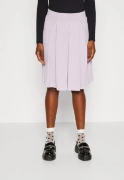 Wal G Summer Essentials Wendy Skater Skirt - Plooirok - Lavender Frost