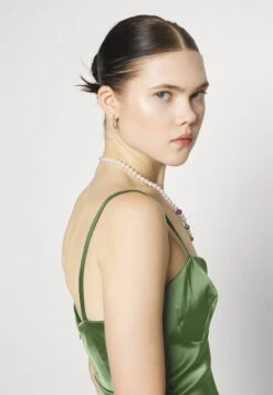 Wal G Dalia Cupped Midi - Jurk - Medow -Wal G 9215265750514016ace206061f59ac23 scaled