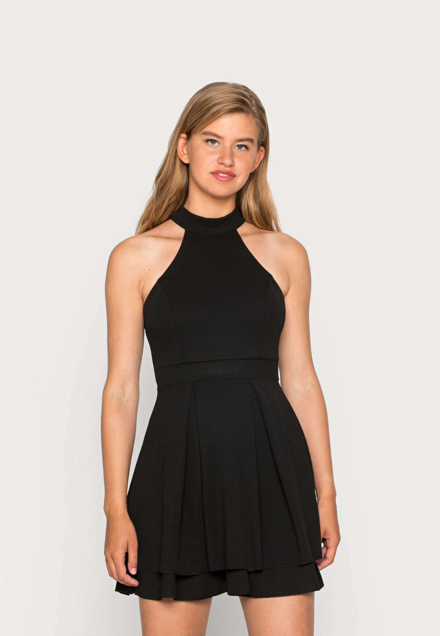 Wal G Cheryl Halter Neck Skater Dress - Jurk - Black 1 Wal G Cheryl Halter Neck Skater Dress - Jurk - Black