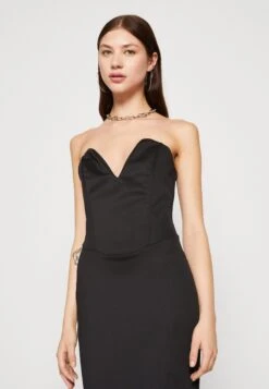 Wal G Dolly V Neck Maxi - Jerseyjurk - Black -Wal G 9ad3219e24b34535899e0201dbc2980d scaled