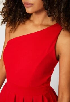 Wal G Toni Skater - Jerseyjurk - Red -Wal G 9eb23a77c41f47c0a7e48070971ec1ff scaled