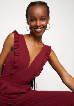 Wal G Rayna Ruffled- Jumpsuit - Berry Wine -Wal G a07a14d2e73f4356b41b2f13aec7f286 scaled