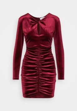 Wal G Valentines Dolly Cut Out Mini - Cocktailjurk - Wine -Wal G a8b9c191956b4876a5c6f8e475450618 scaled