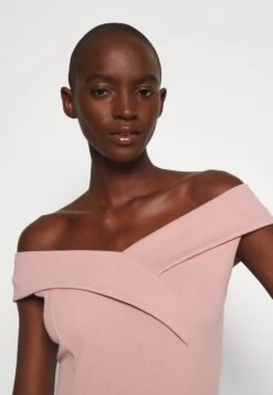 Nancy - Jumpsuit - Pink -Wal G a939b62c31944e508e7c2434264c1f08 scaled