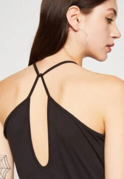 Wal G Summer Essentials Henny Cut Out - Jumpsuit - Black 11 Wal G Summer Essentials Henny Cut Out - Jumpsuit - Black -Wal G ab8775a2c03b4b16977daa3b4894a42d scaled