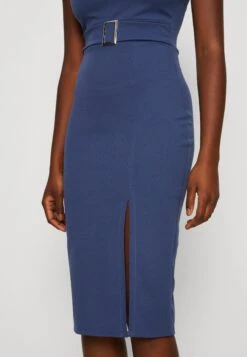 Wal G Jumina Buckle Midi - Jerseyjurk - Denim Blue -Wal G aba236ca581449c5be7aef75127a0fa9 scaled