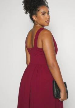 Kandy V Neck Midi - Jurk - Wine -Wal G b0b55408da6e4fb29544f82279134858 scaled