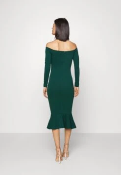 Wal G Michelle Off Shoulder Midi - Jerseyjurk - Emerald Green -Wal G b0f9e0254d9d41beb064bf9f1fe2b9ab scaled